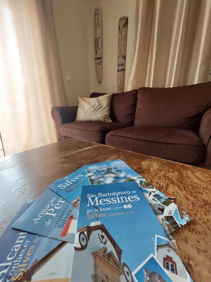 São Bartolomeu de MessinesCasa Algarvianaアパートメント エクステリア 写真